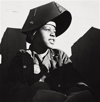 DOROTHEA LANGE (1895 - 1965) A selection of 5 photos from the Kaiser Shipyards in Richmond, California. Circa 1942-43; printed circa 19